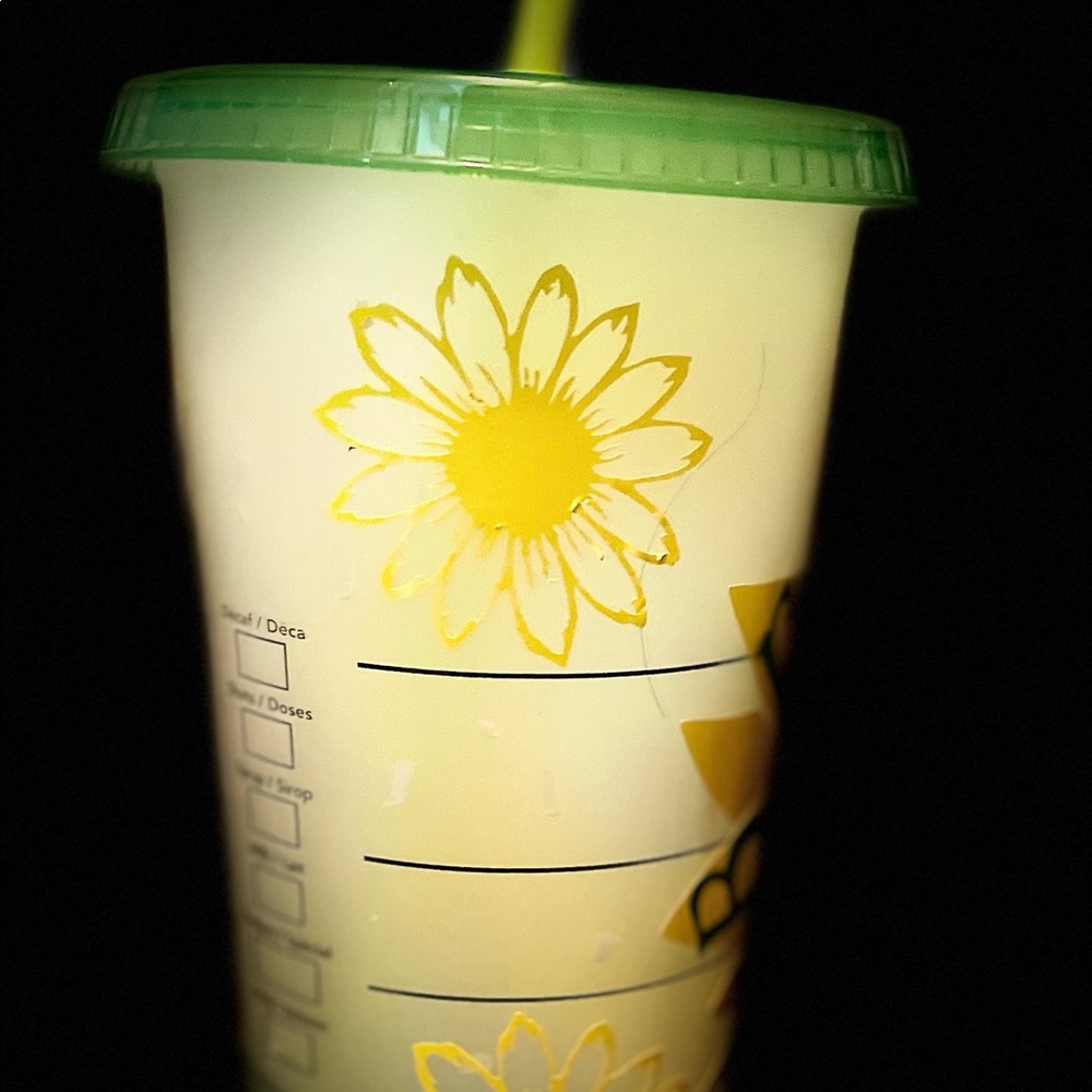 Sunflower cups! - Picture 7 of 8